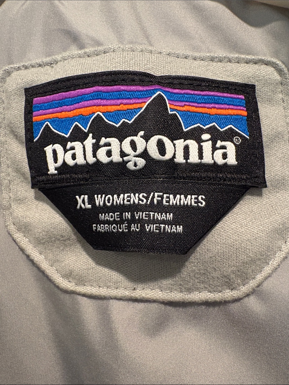 Patagonia Radalie Silver Gray Quilted Parka - Picture 4 of 5